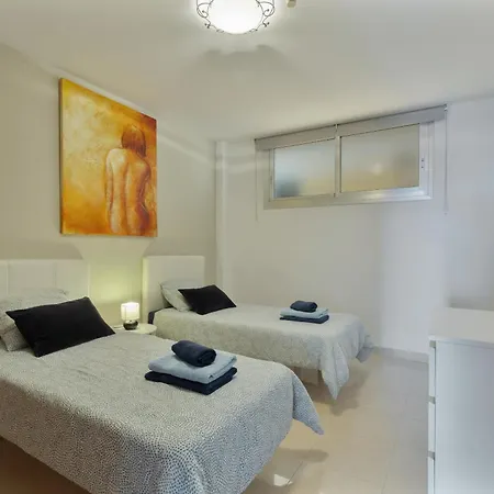 Tu En Playa Paraiso 公寓 阿德耶