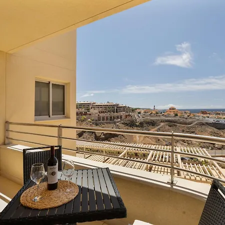 Tu En Playa Paraiso * 阿德耶